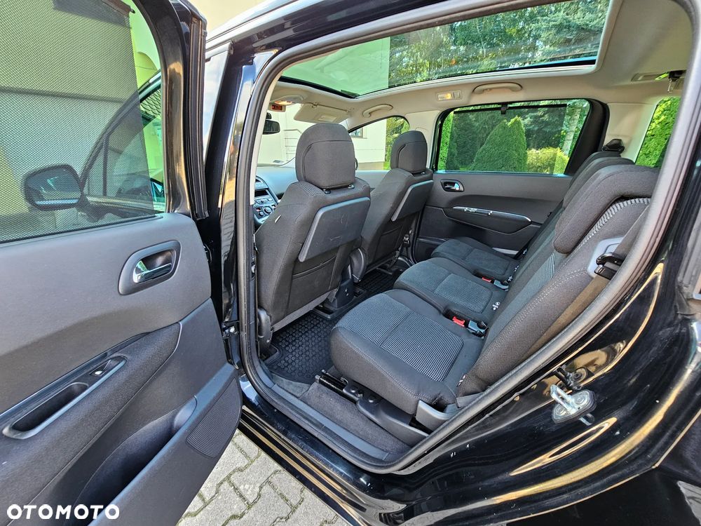 Peugeot 5008 1.6 THP Business Line 7os - 8