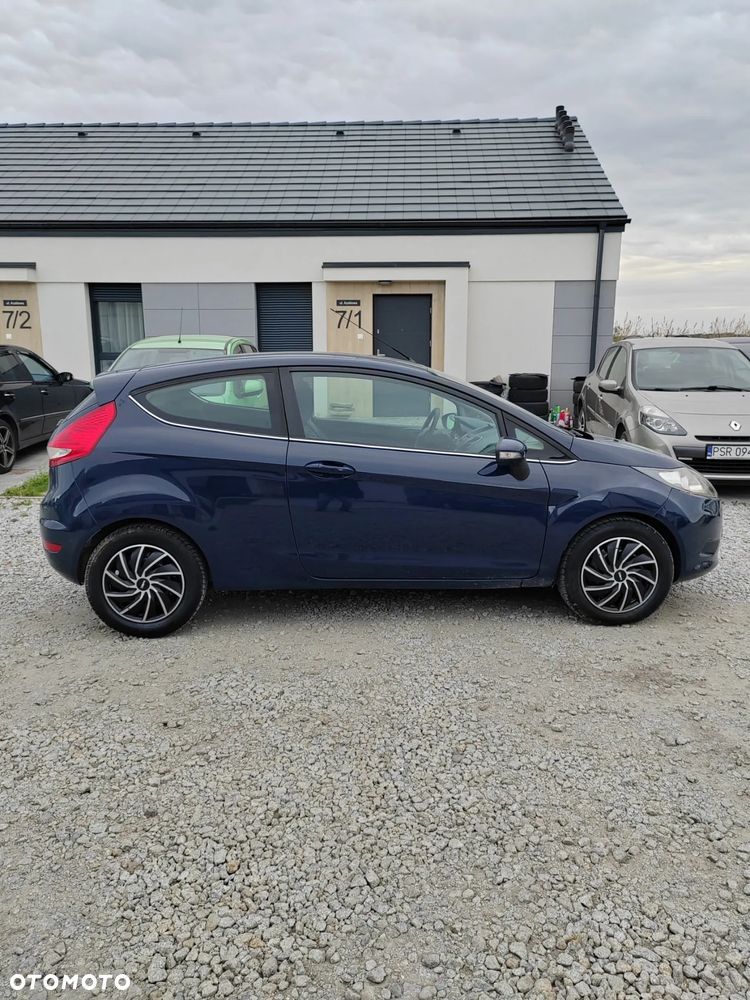 Ford Fiesta 1.25 Ambiente - 9