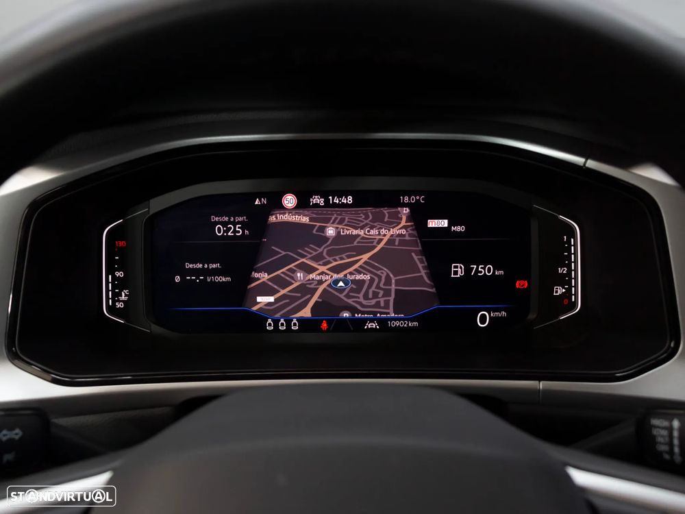 VW T-Roc 1.0 TSI Urban - 26