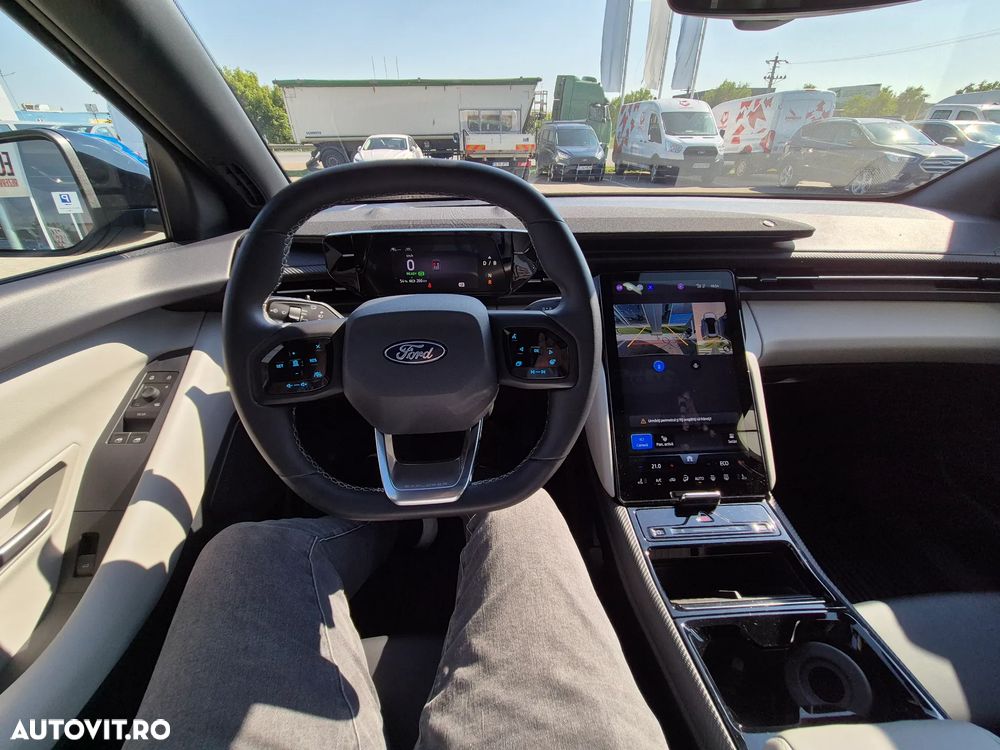 Ford Explorer AWD 79 kWh Extended Range Premium - 21