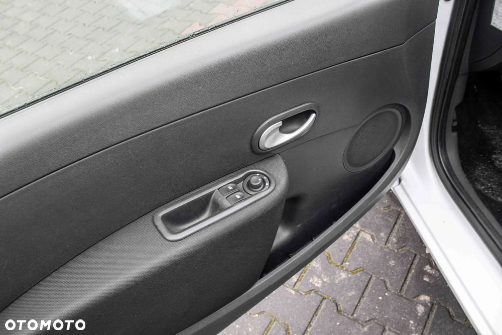 Renault Clio 1.5 dCi Tech Run - 11