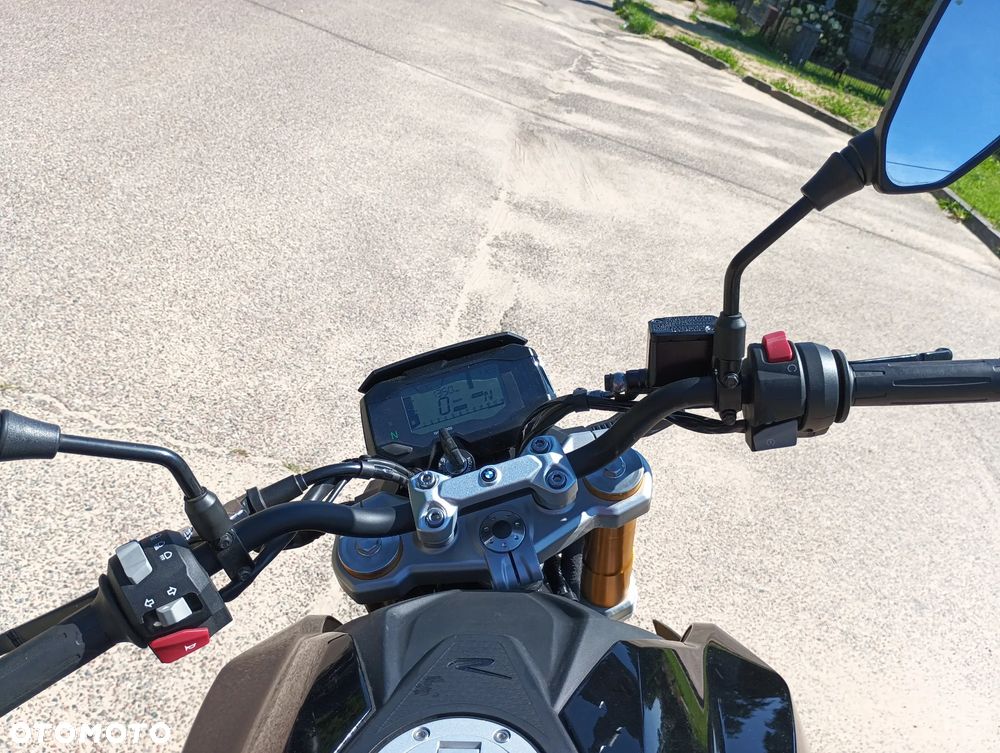 BMW G - 2