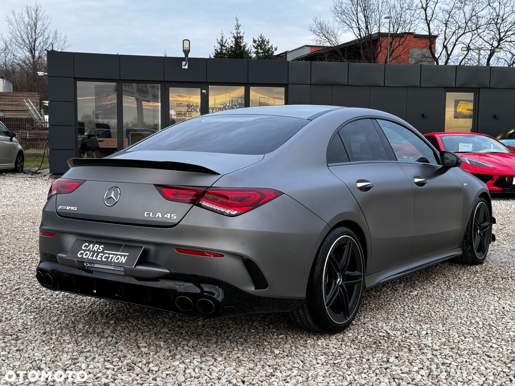 Mercedes-Benz CLA - 4