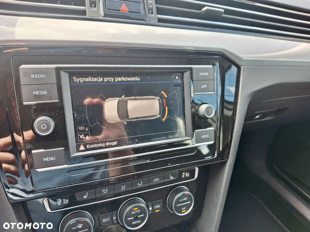Volkswagen Passat 1.5 TSI EVO Business DSG - 16