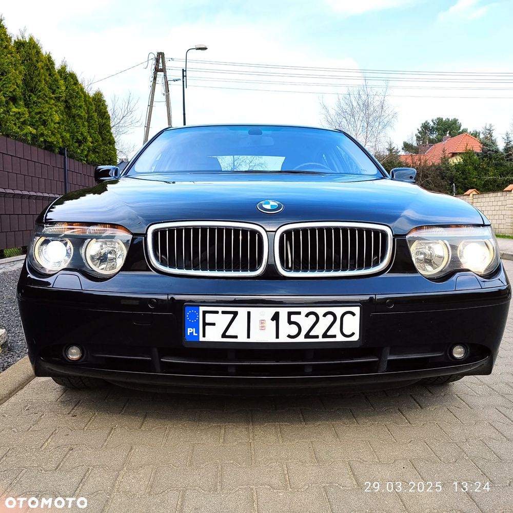 BMW Seria 7 745i - 1