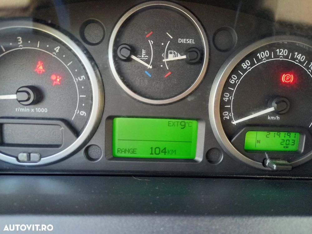 Land Rover Discovery TD 6 SE - 24