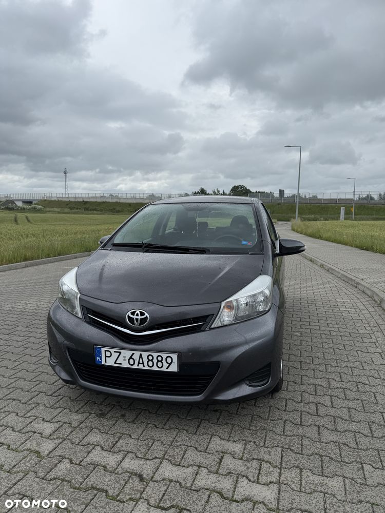 Toyota Yaris 1.33 Dynamic - 1