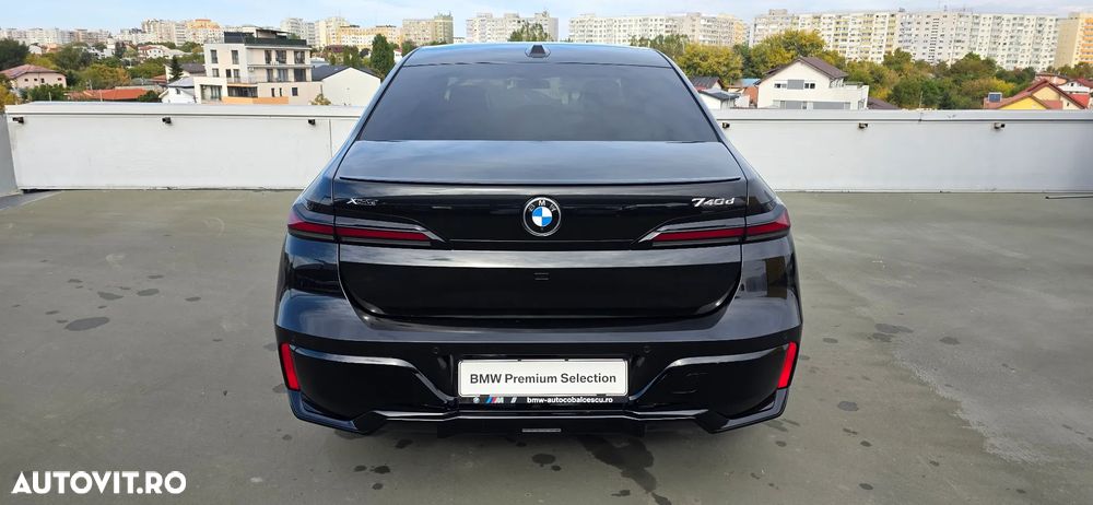 BMW Seria 7 740d xDrive MHEV - 5