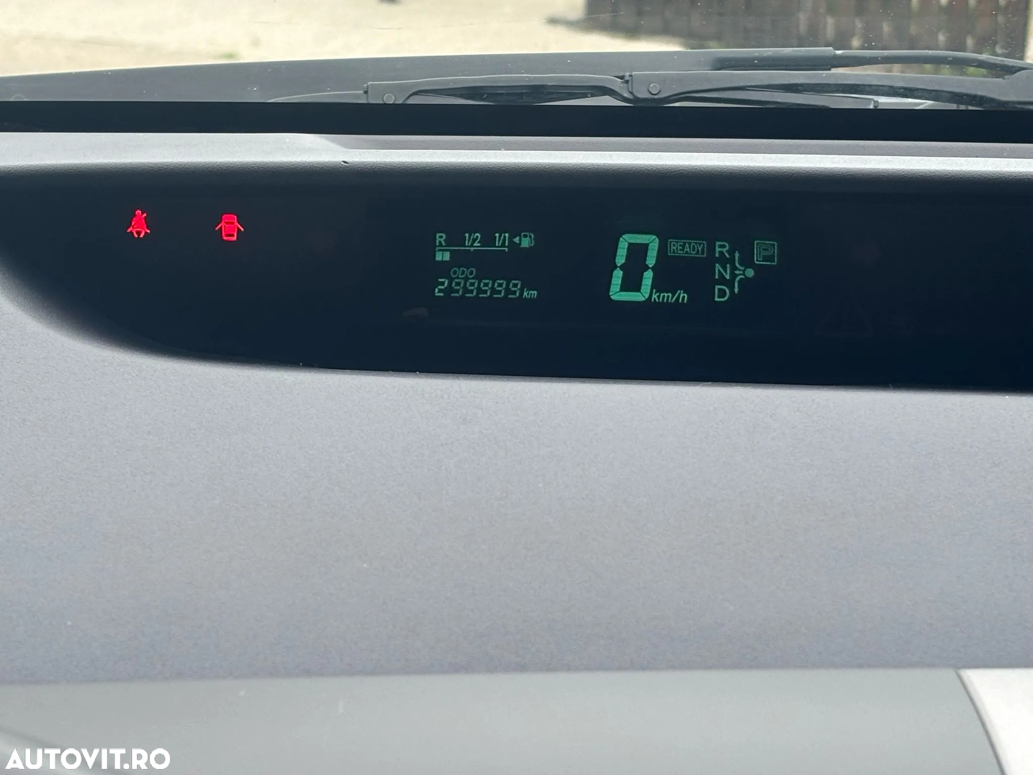 Toyota Prius (Hybrid) Luna - 11