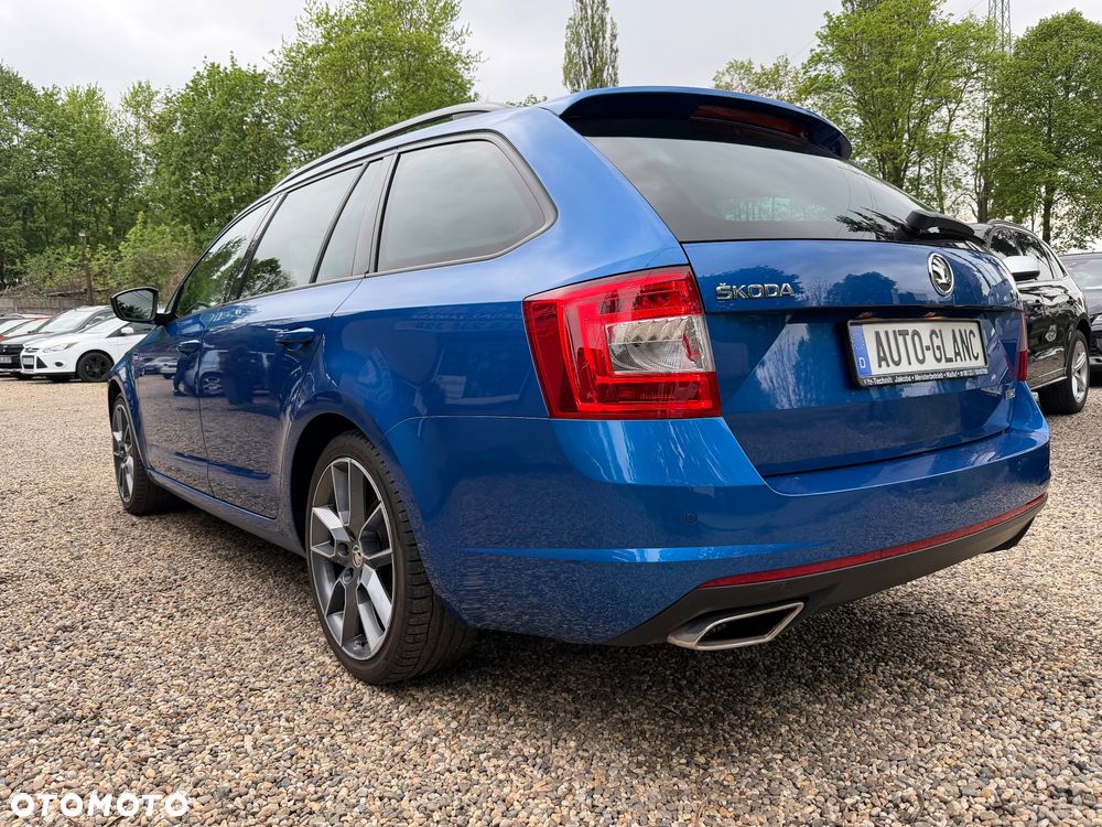 Skoda Octavia 2.0 TDI DSG RS - 5