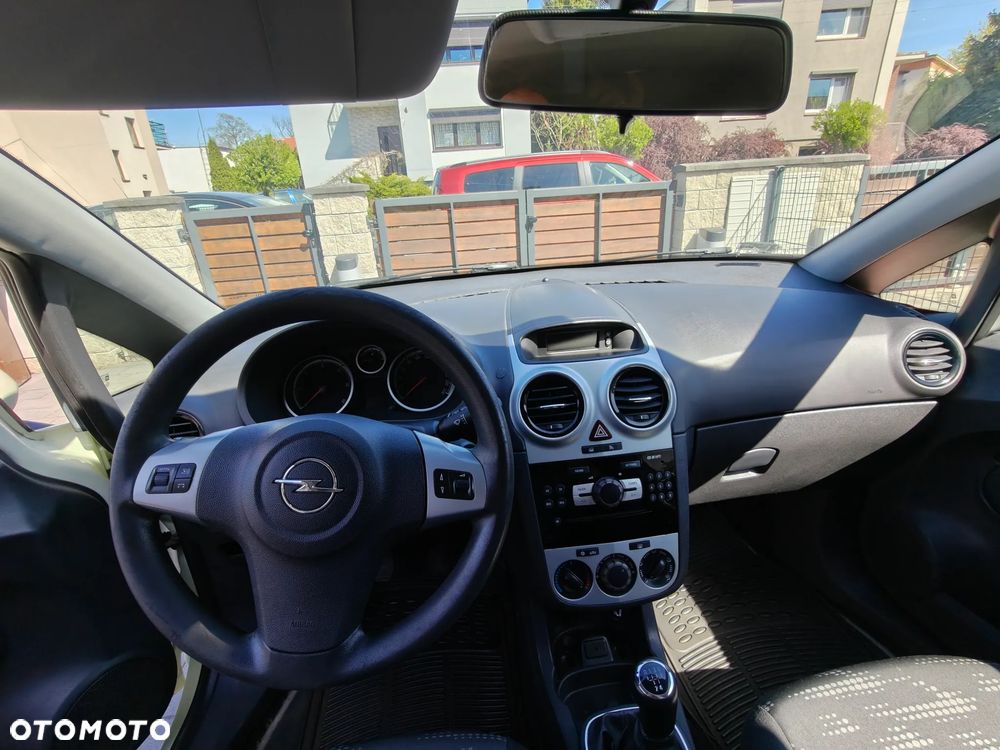Opel Corsa 1.3 CDTI DPF - 13
