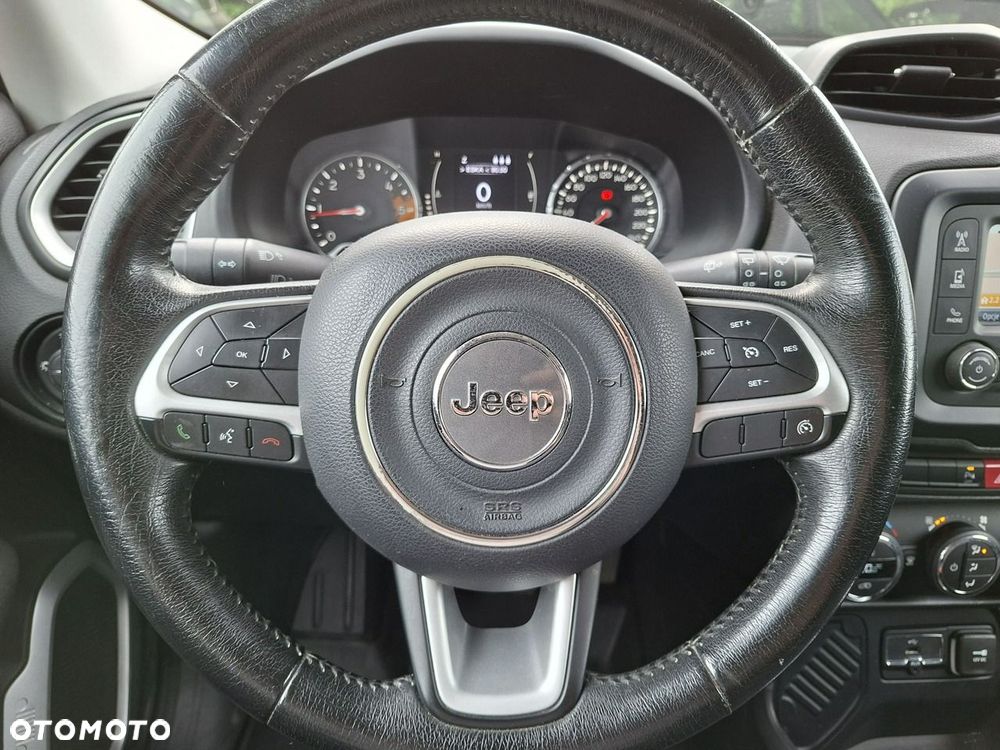 Jeep Renegade - 17