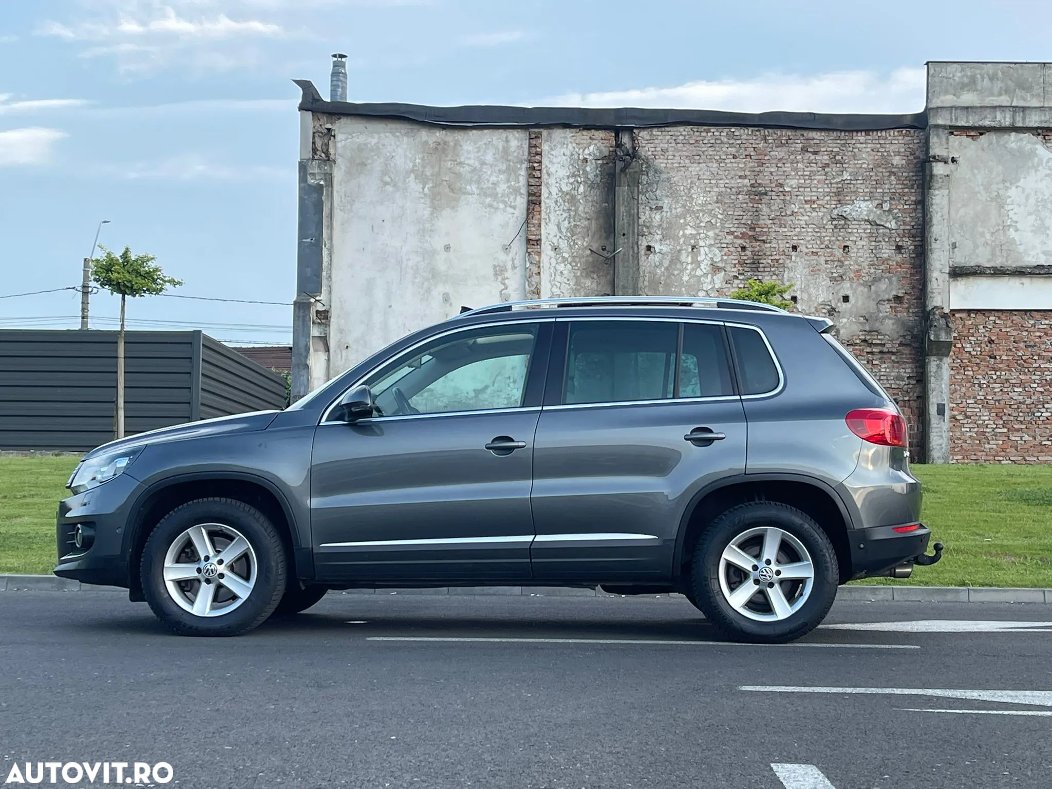 Volkswagen Tiguan 2.0 TDI DPF 4Motion DSG Exclusive - 13
