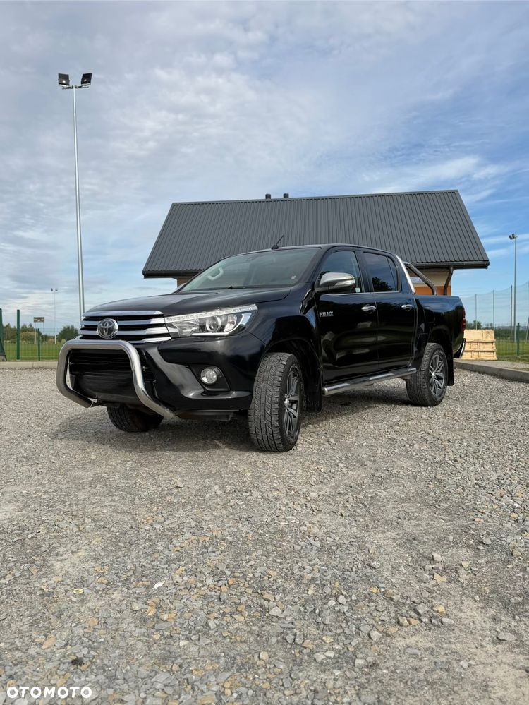 Toyota Hilux 2.4 D-4D Double Cab SR5 4x4 - 2