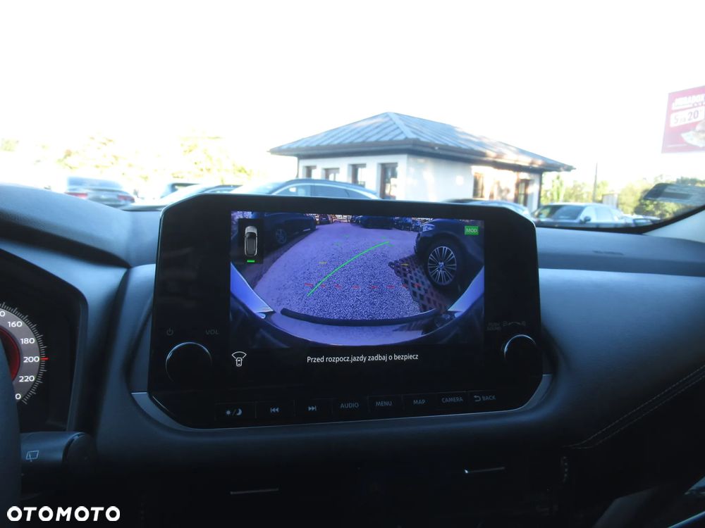 Nissan Qashqai 1.3 DIG-T N-Connecta DCT - 23