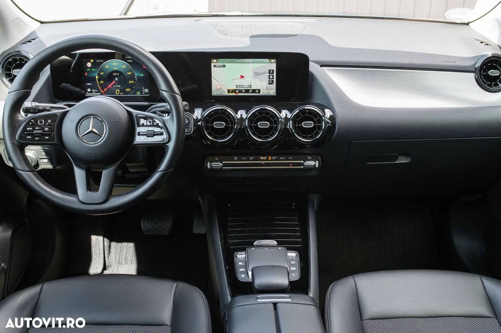 Mercedes-Benz GLA 200 d Aut. - 32