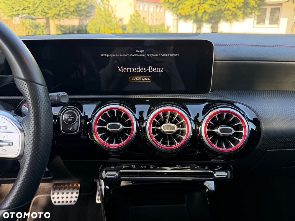 Mercedes-Benz CLA 220 d AMG Line 8G-DCT - 9
