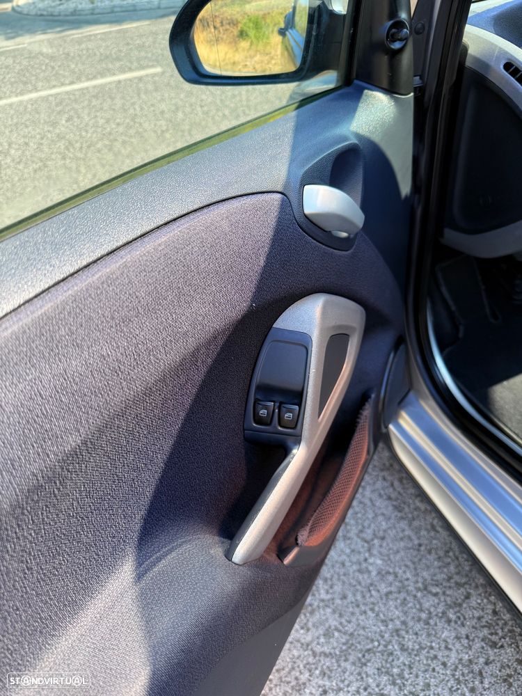 Smart ForTwo Coupé 0.8 cdi Passion 54 - 9