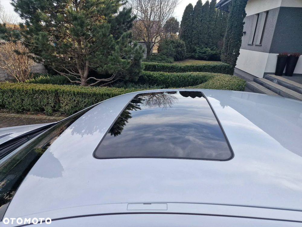 Mercedes-Benz CLS - 25