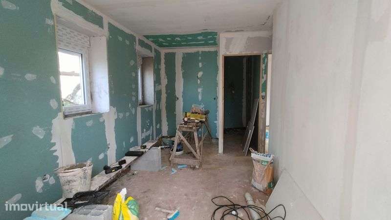 Prédio com 7 habitações para recuperar em Pindelo - Grande imagem: 5/8