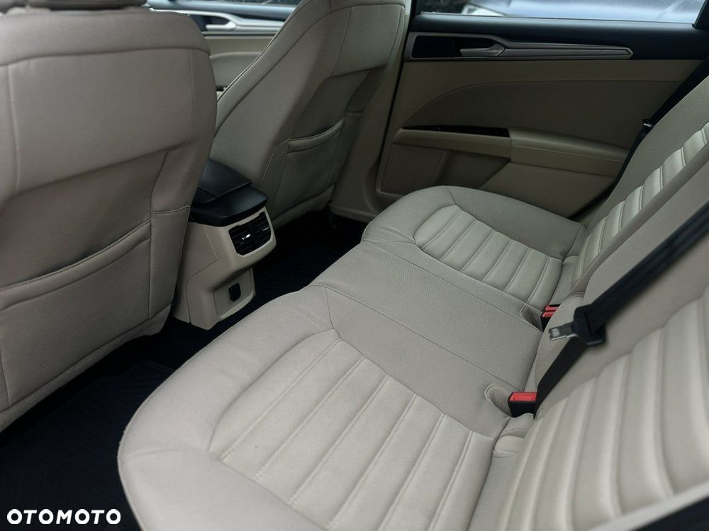 Ford Mondeo 2.0 EcoBlue Trend - 38