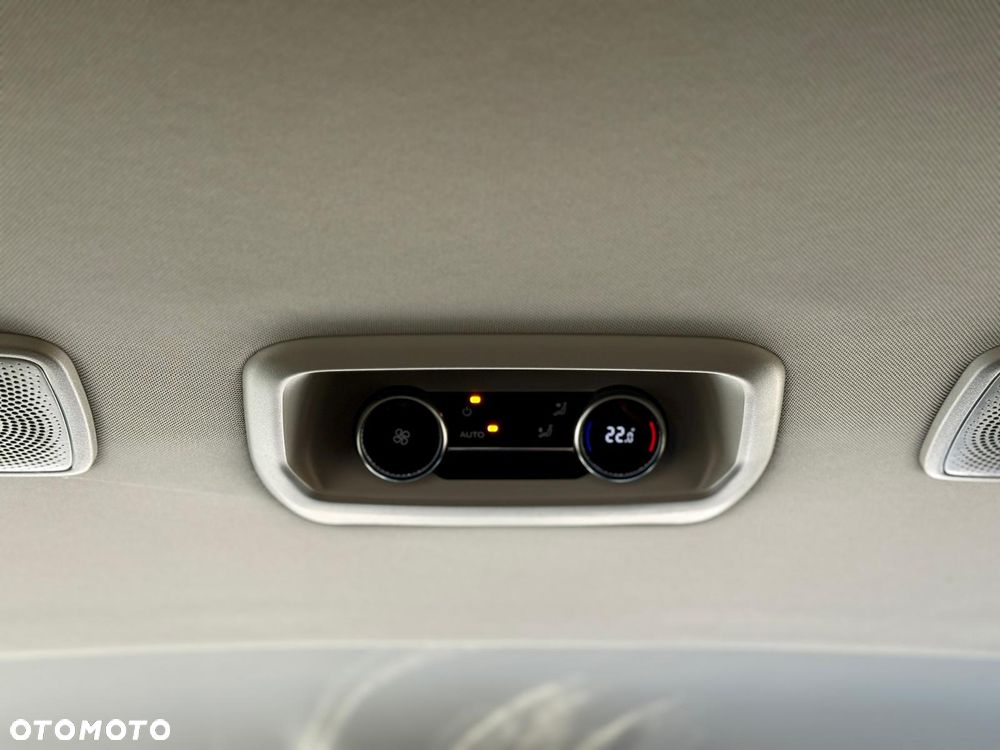 Volkswagen Caravelle 2.0 TDI L2 Edition - 31