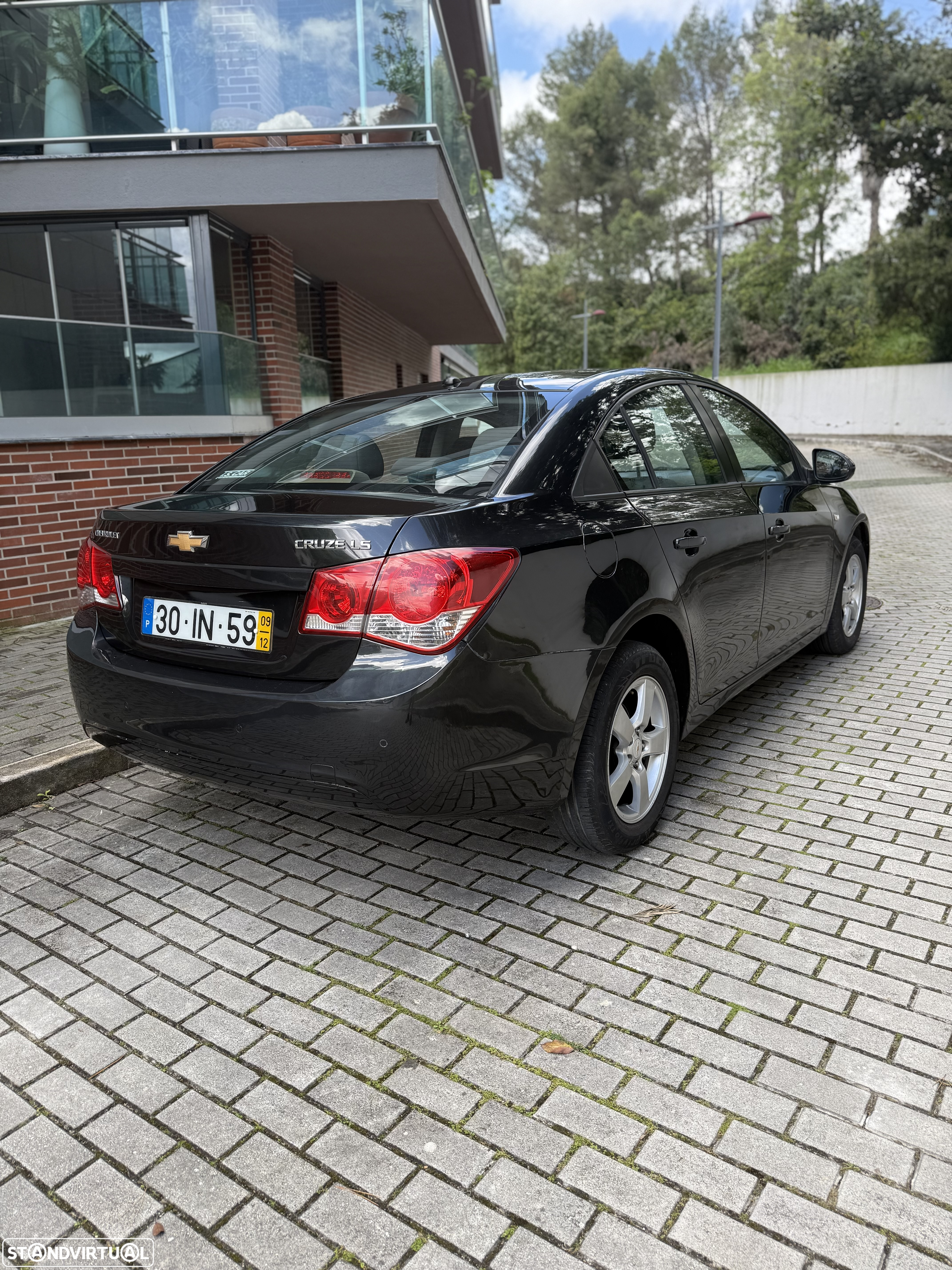 Chevrolet Cruze 1.6 LS - 5