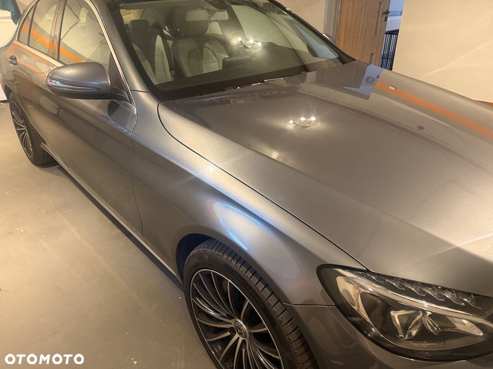 Mercedes-Benz Klasa C 200 7G-TRONIC - 12