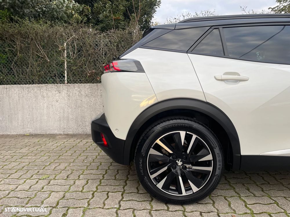 Peugeot e-2008 GT Pack - 11