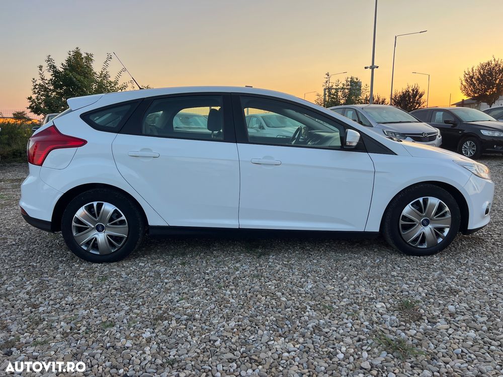 Ford Focus 1.6 TDCI DPF Trend - 15