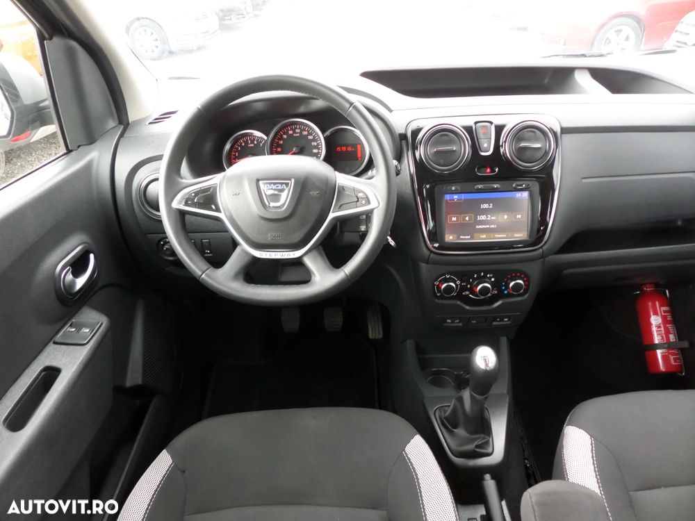 Dacia Dokker dCi 90 Stepway Celebration - 30