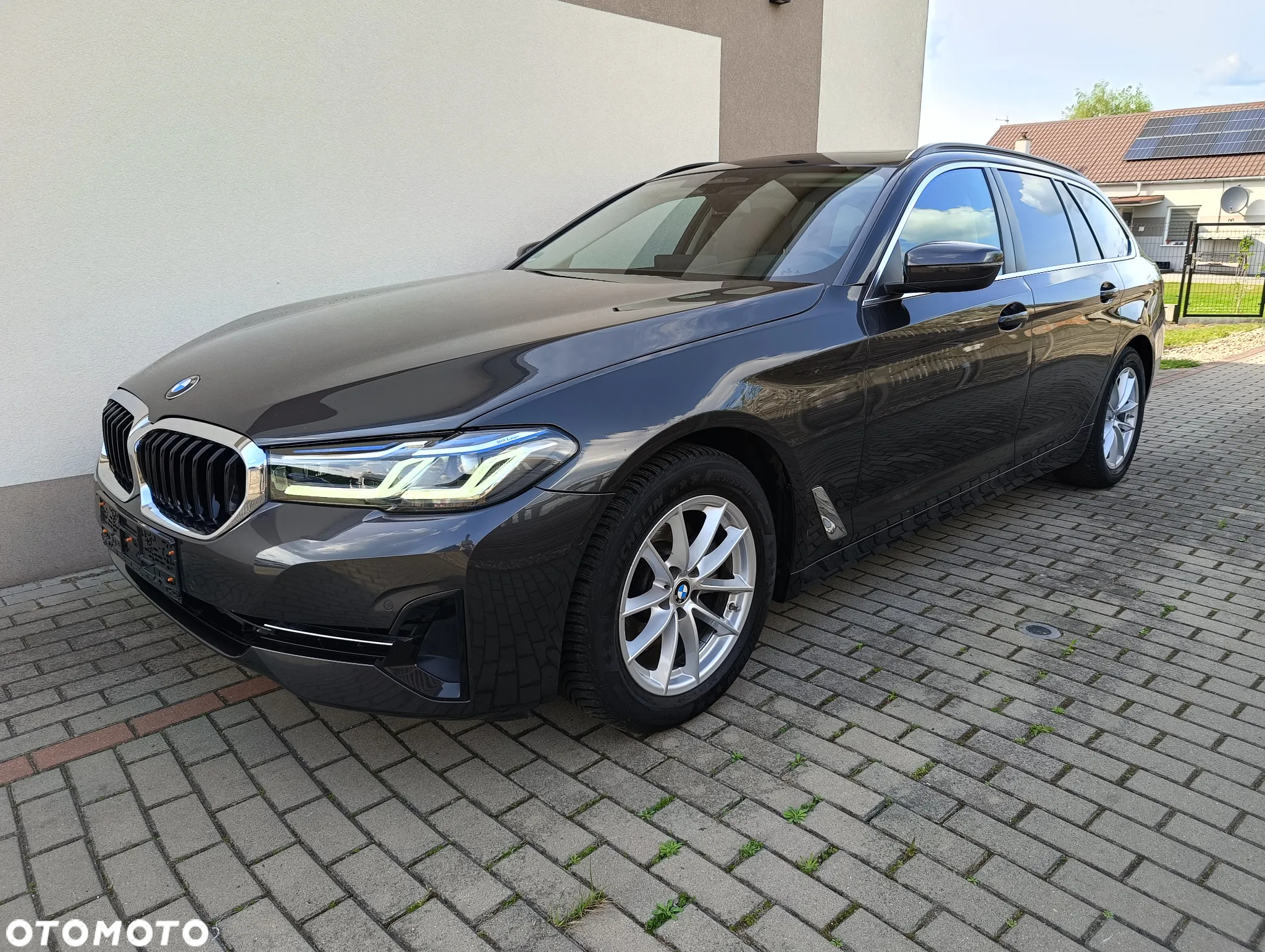 BMW Seria 5 520d Touring Sport Line - 4
