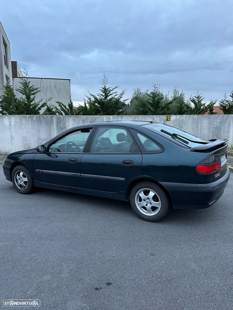 Renault Laguna 1.8 RT - 5