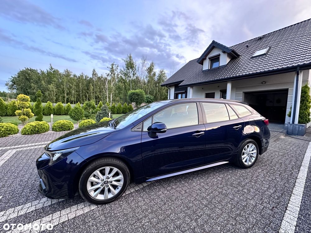 Toyota Corolla - 1
