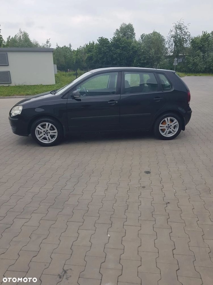 Volkswagen Polo - 11