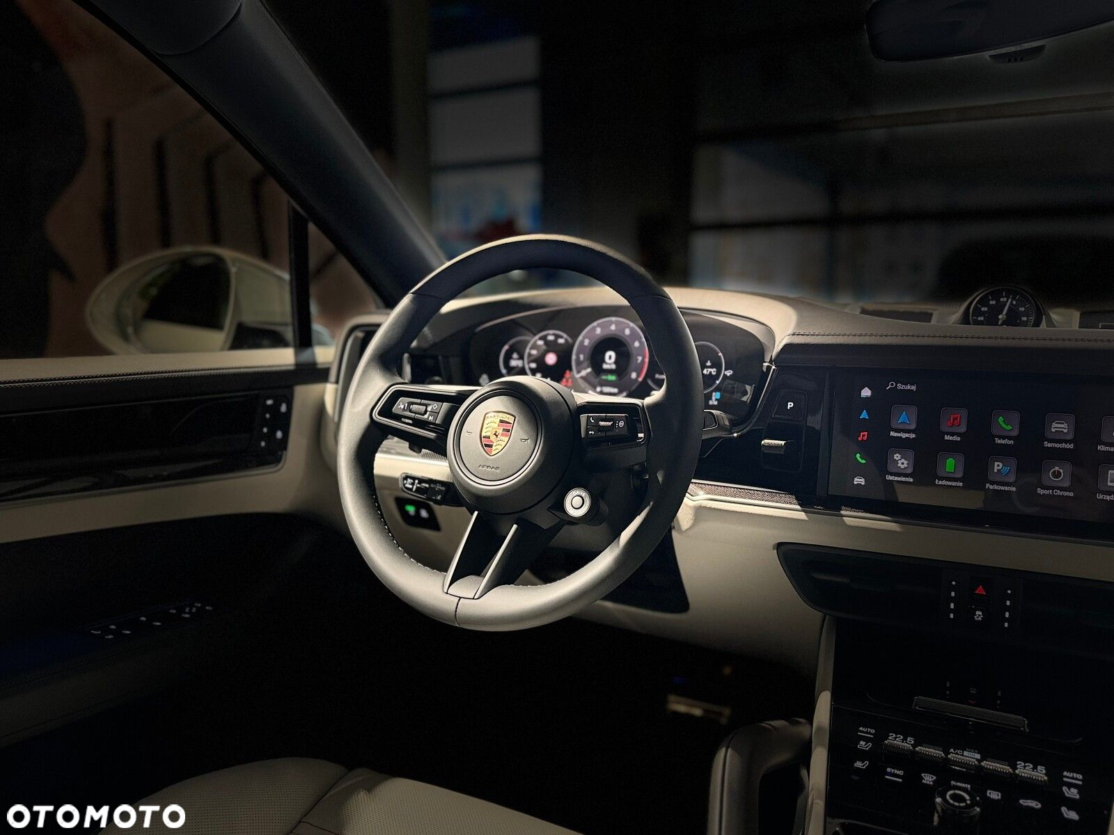 Porsche Cayenne - 21