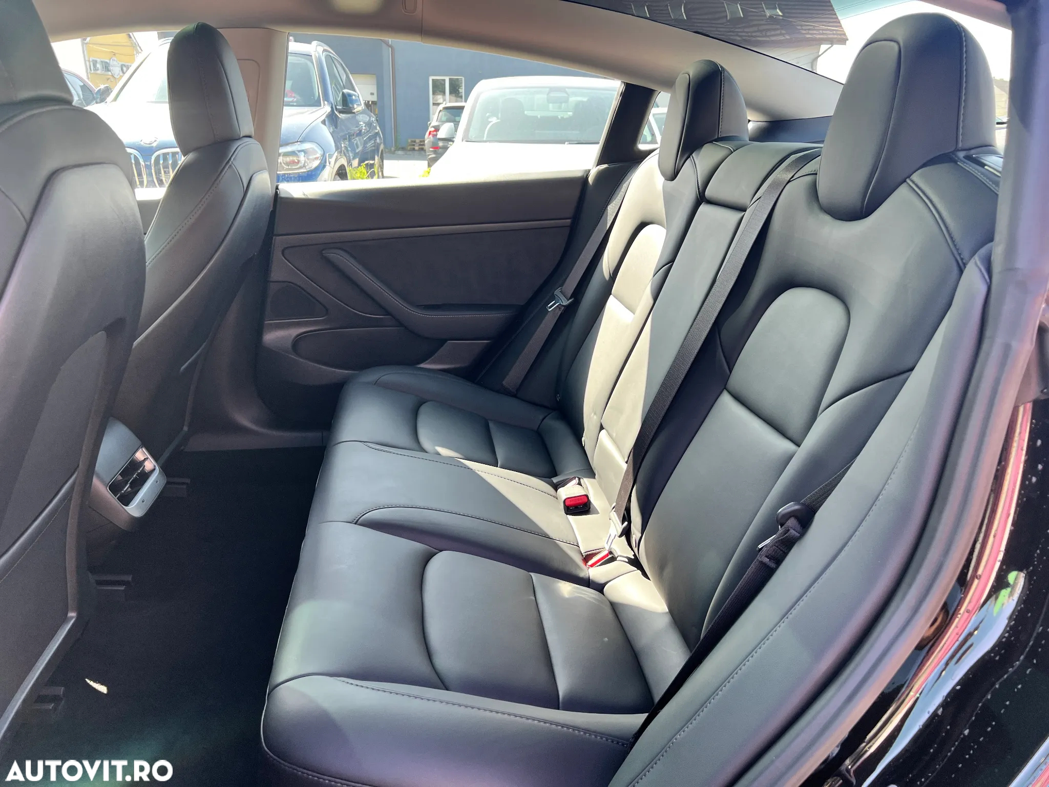 Tesla Model 3 Standard Reichweite Plus Hinterradantrieb - 10