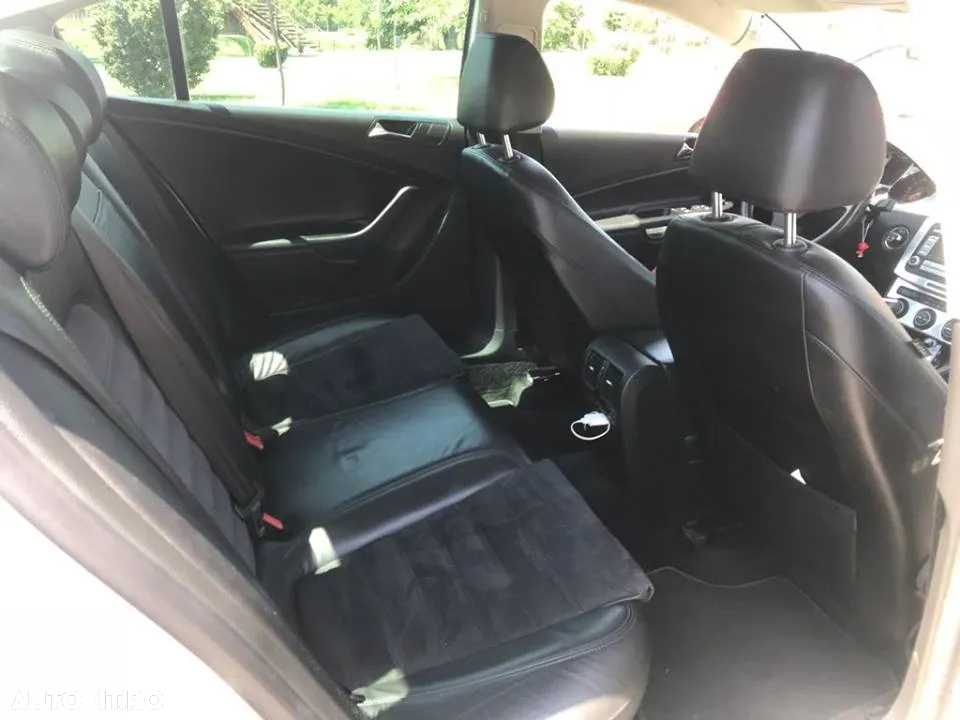 Volkswagen Passat Variant 2.0 TDI Highline DPF 4Motion - 6