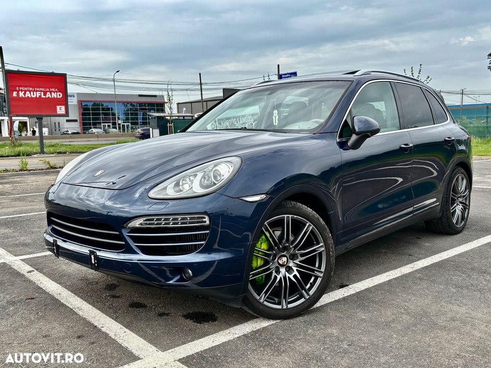 Porsche Cayenne 3.0 L V6 - 3