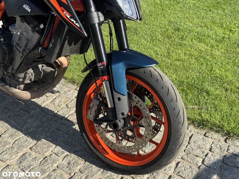KTM DUKE 890 - 3