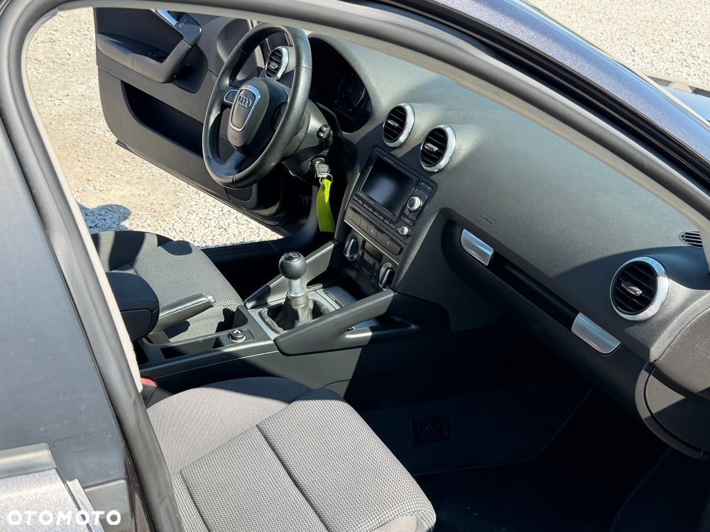 Audi A3 Sportback - 21