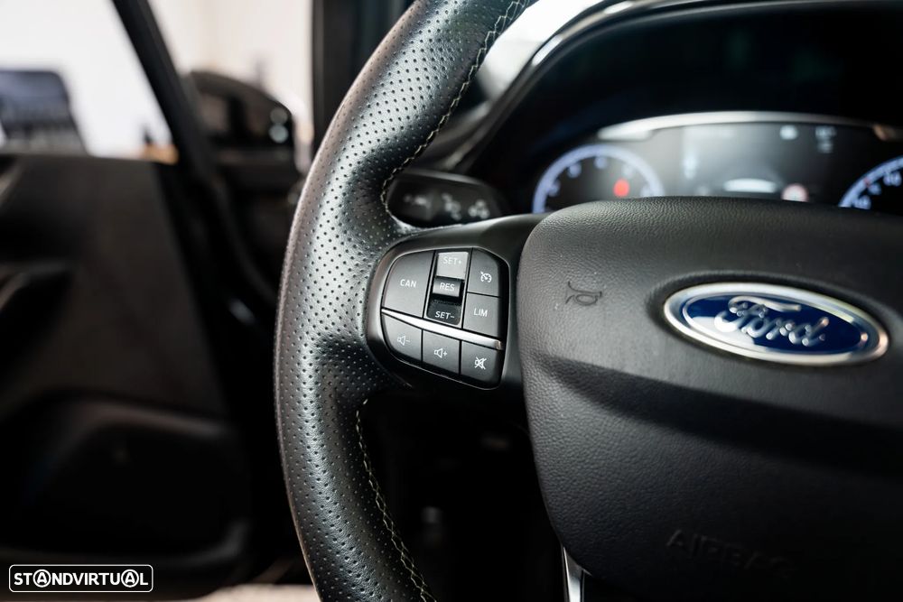 Ford Fiesta 1.5 EcoBoost ST - 46