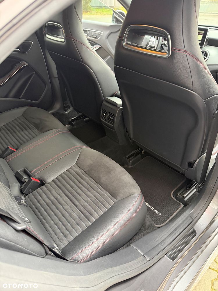 Mercedes-Benz CLA 220 CDI 7G-DCT AMG Line - 20