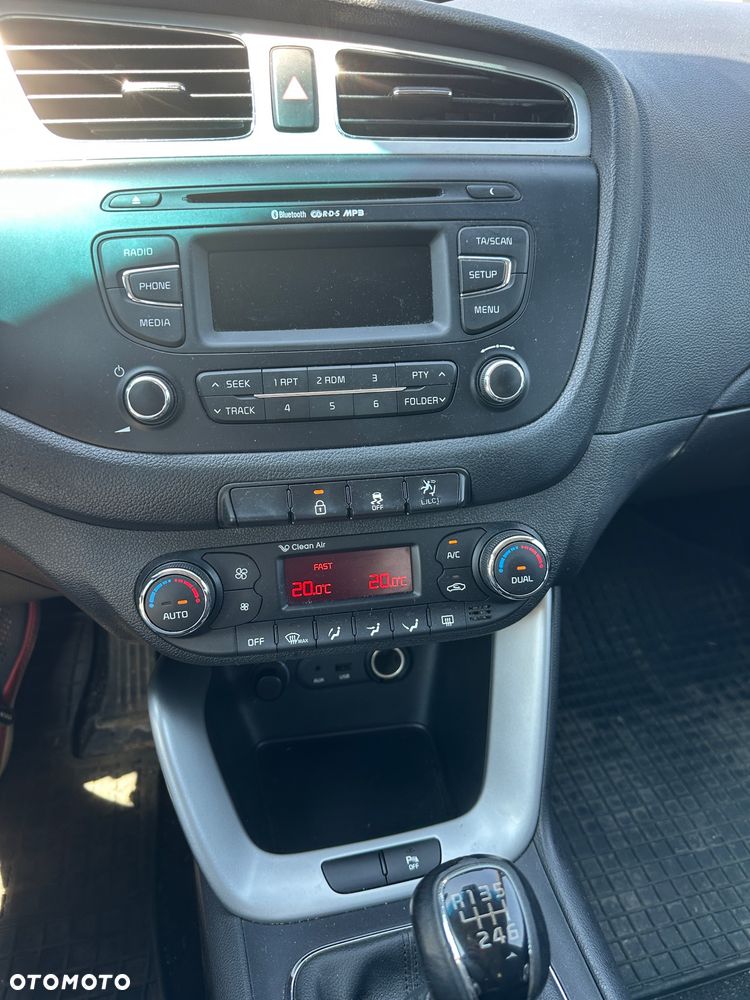 Kia Ceed 1.6 GDI L - 11