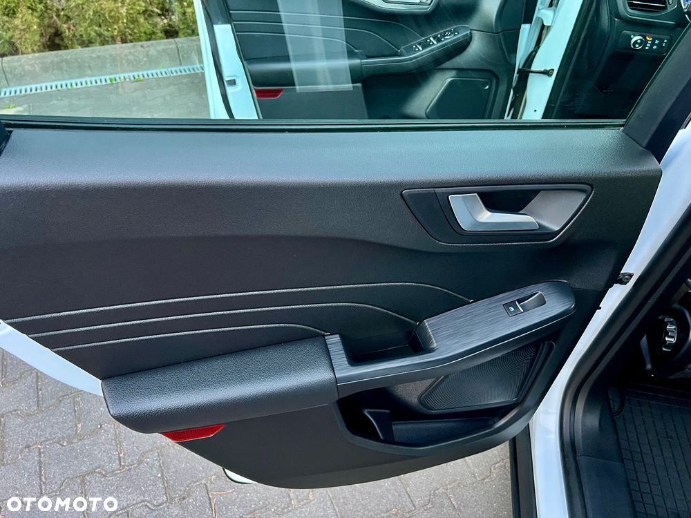 Ford Kuga 1.5 EcoBoost FWD Titanium X - 39