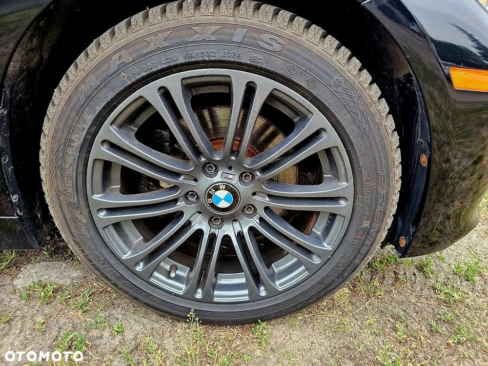 BMW Seria 3 328i xDrive Sport Line - 35