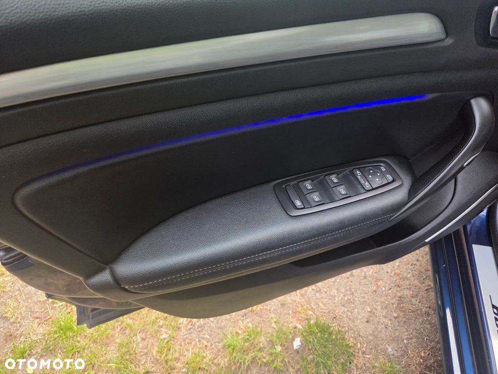 Renault Megane ENERGY TCe 130 EDC BOSE EDITION - 18