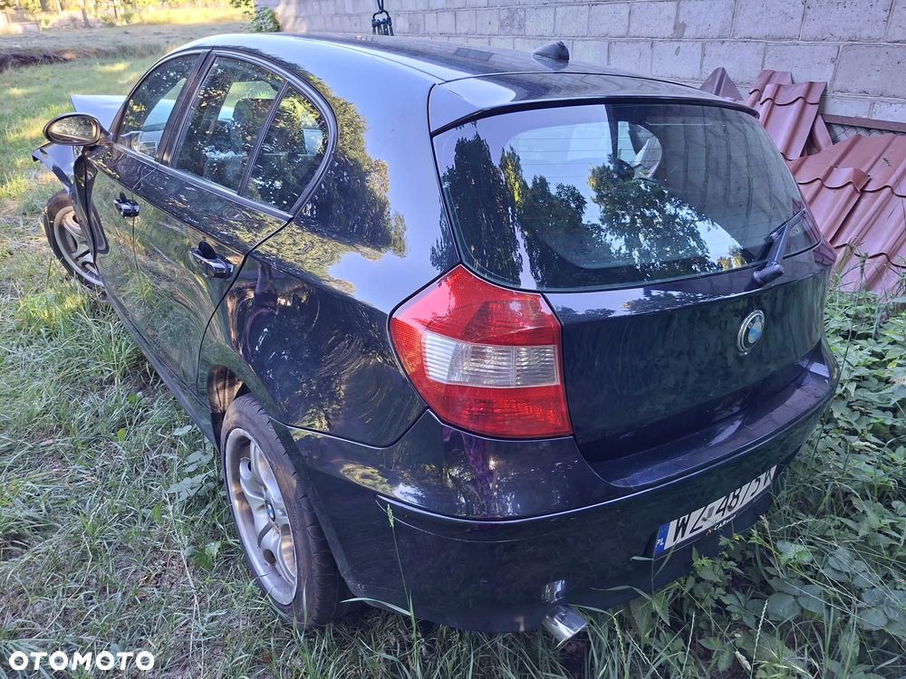 BMW Seria 1 120i - 4