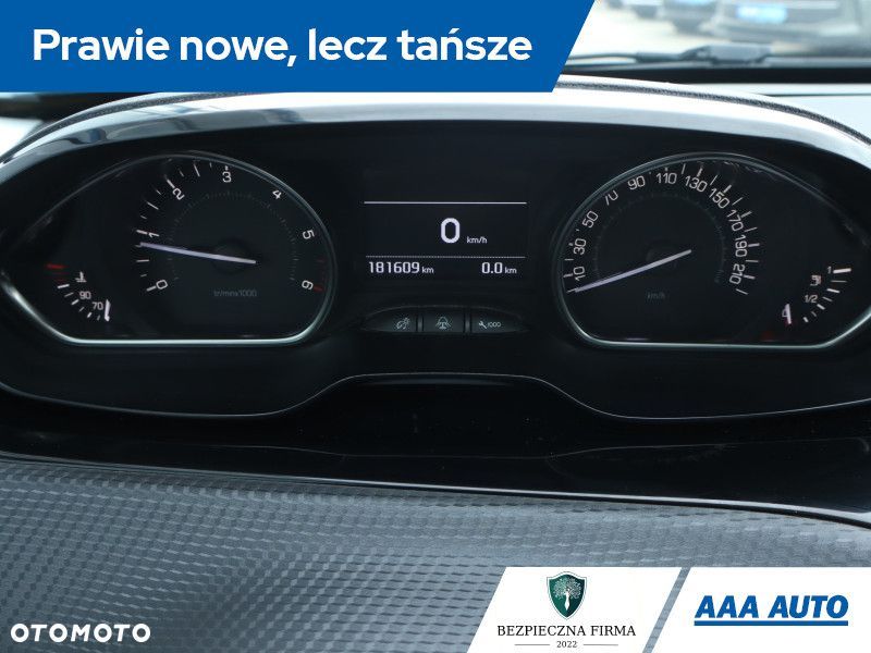 Peugeot 2008 - 13
