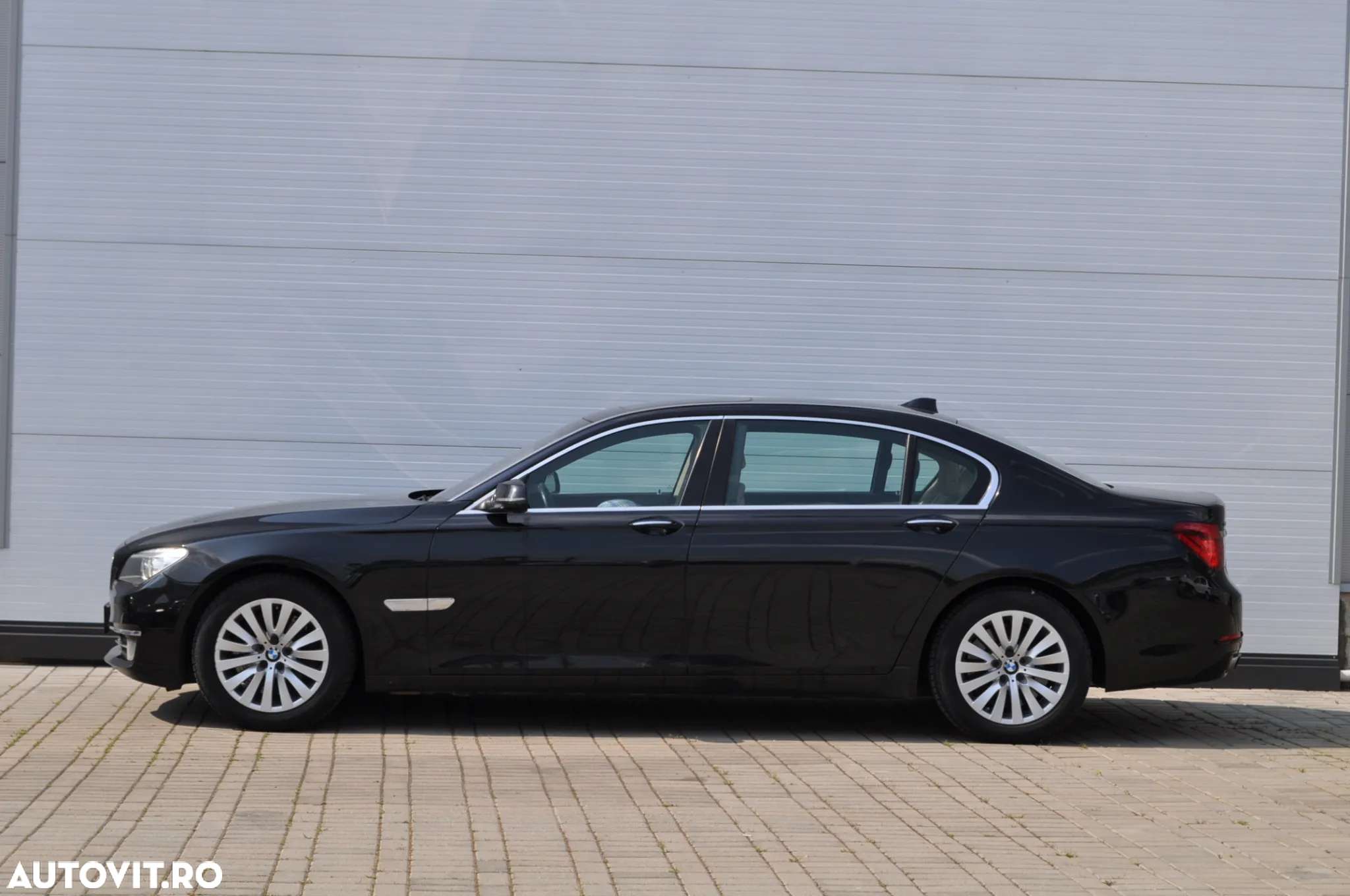 BMW Seria 7 750Ld xDrive - 2